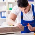 فك وتركيب الأثاث باحتراف للحفاظ على القطع قبل النقل وبعده